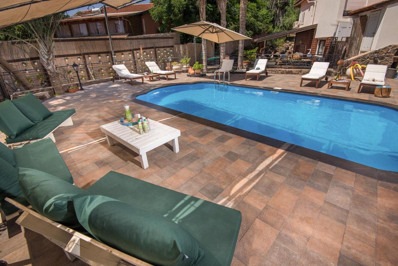 כחול ירוק בכפר Villa Had Nes Luaran gambar